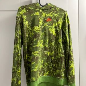 Kids xl green forest Nike hoodie